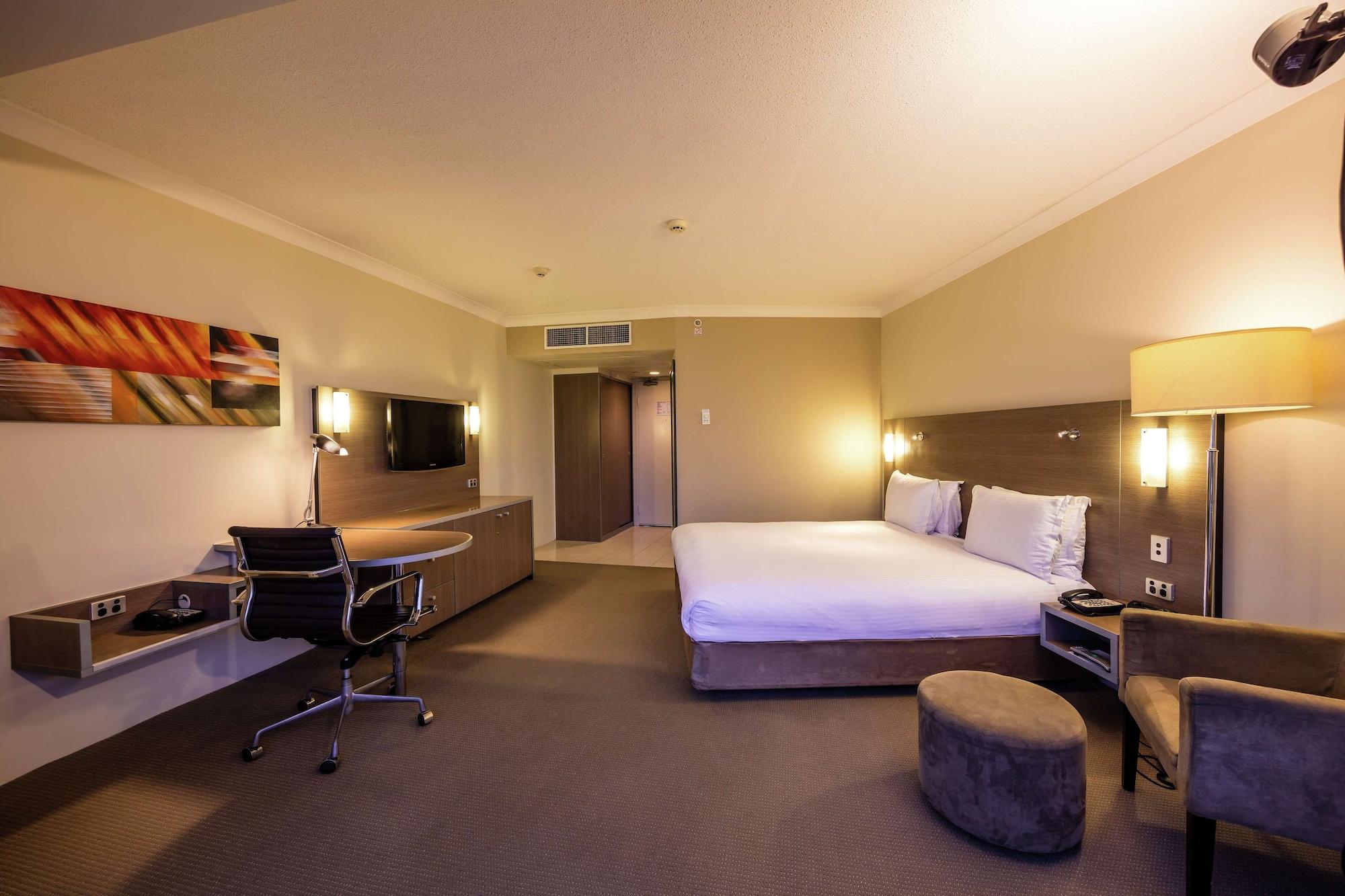 Hotel Doubletree By Hilton Cairns Extérieur photo