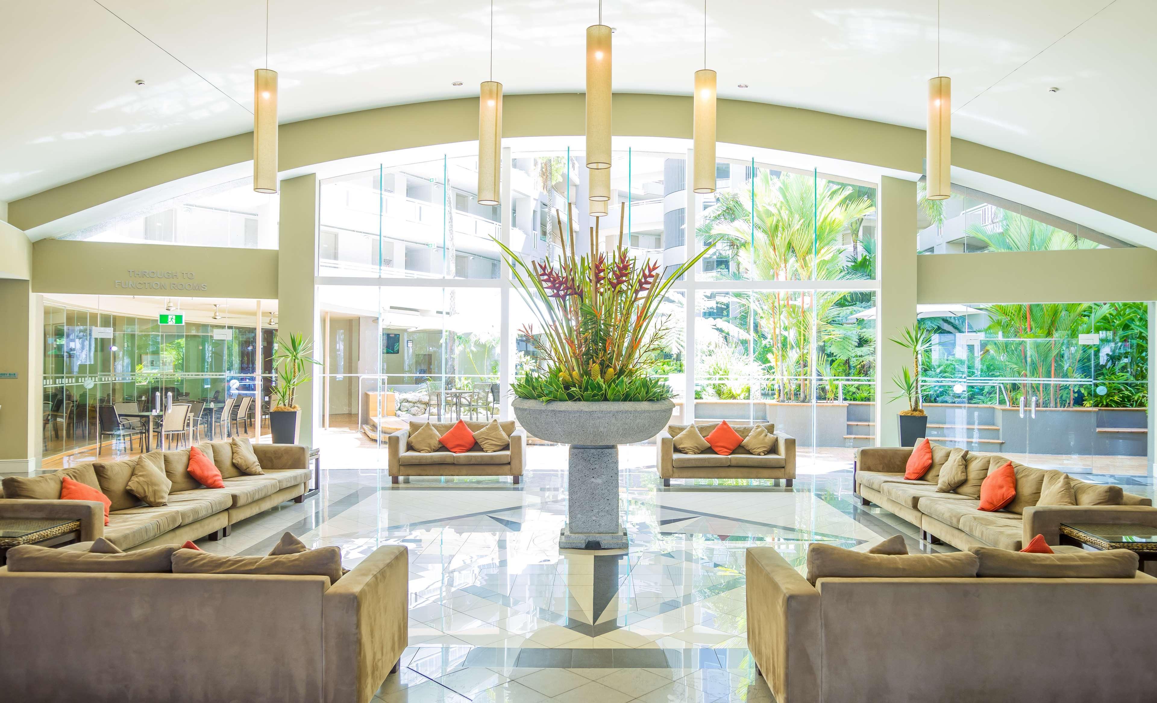 Hotel Doubletree By Hilton Cairns Extérieur photo