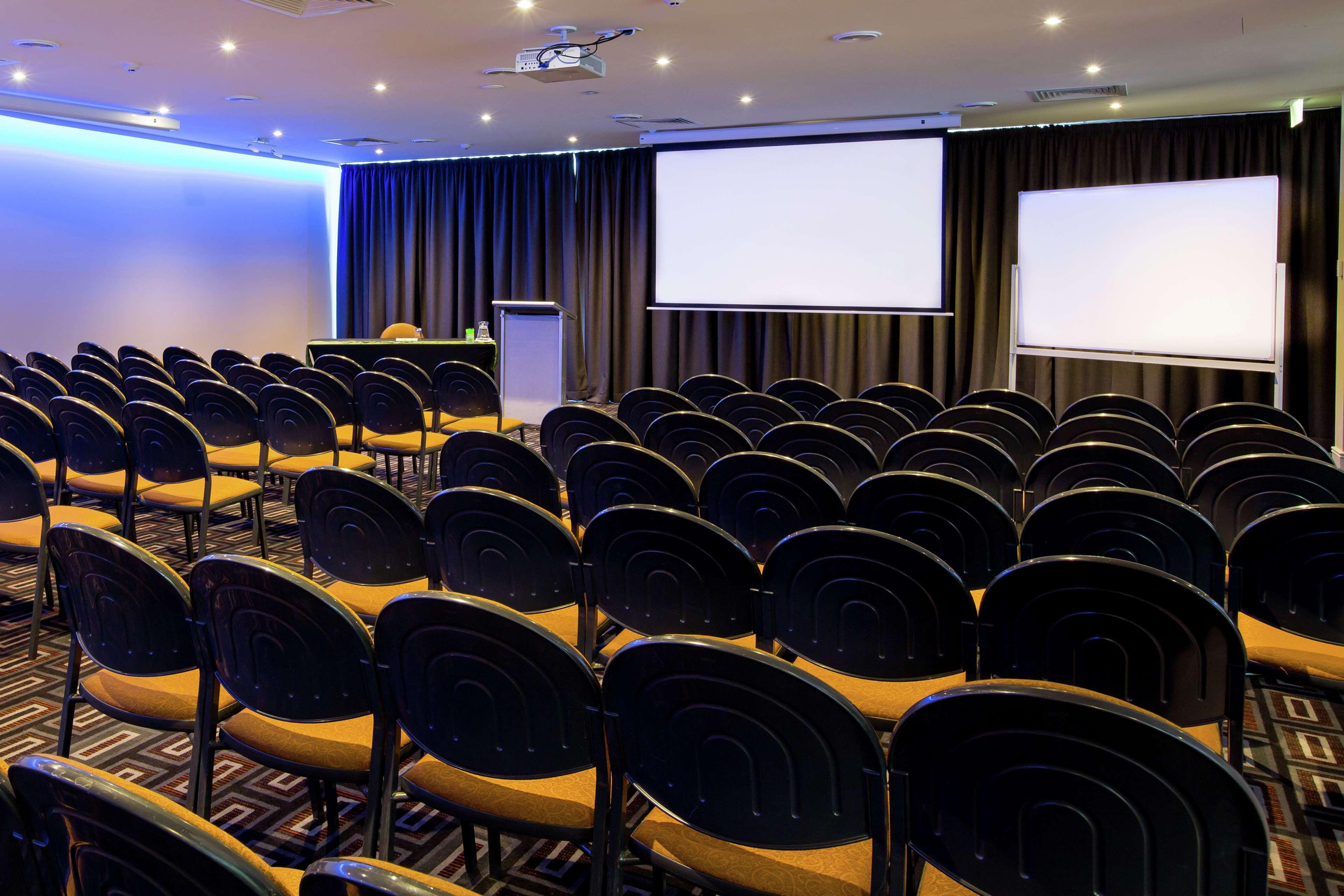Hotel Doubletree By Hilton Cairns Extérieur photo