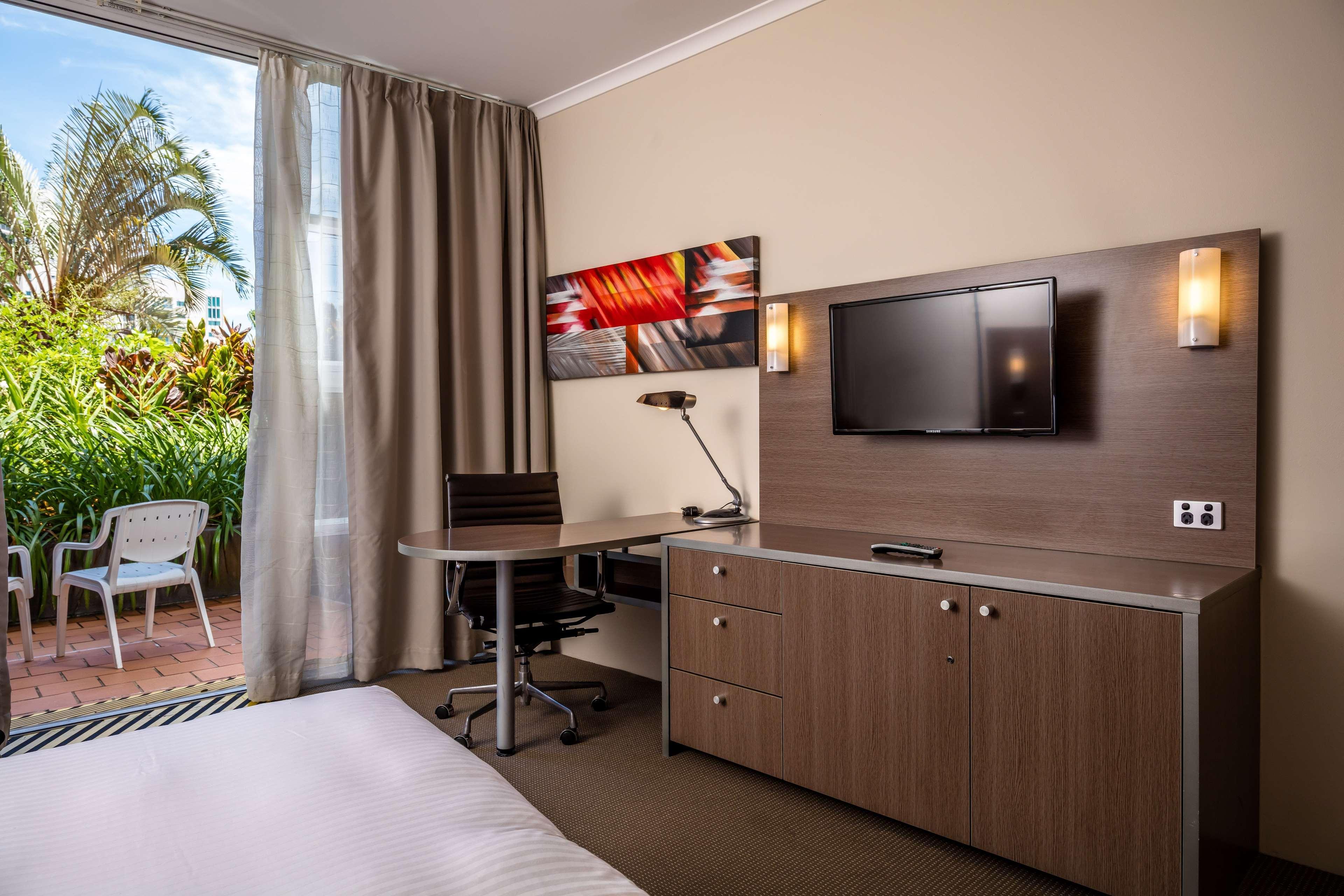Hotel Doubletree By Hilton Cairns Extérieur photo