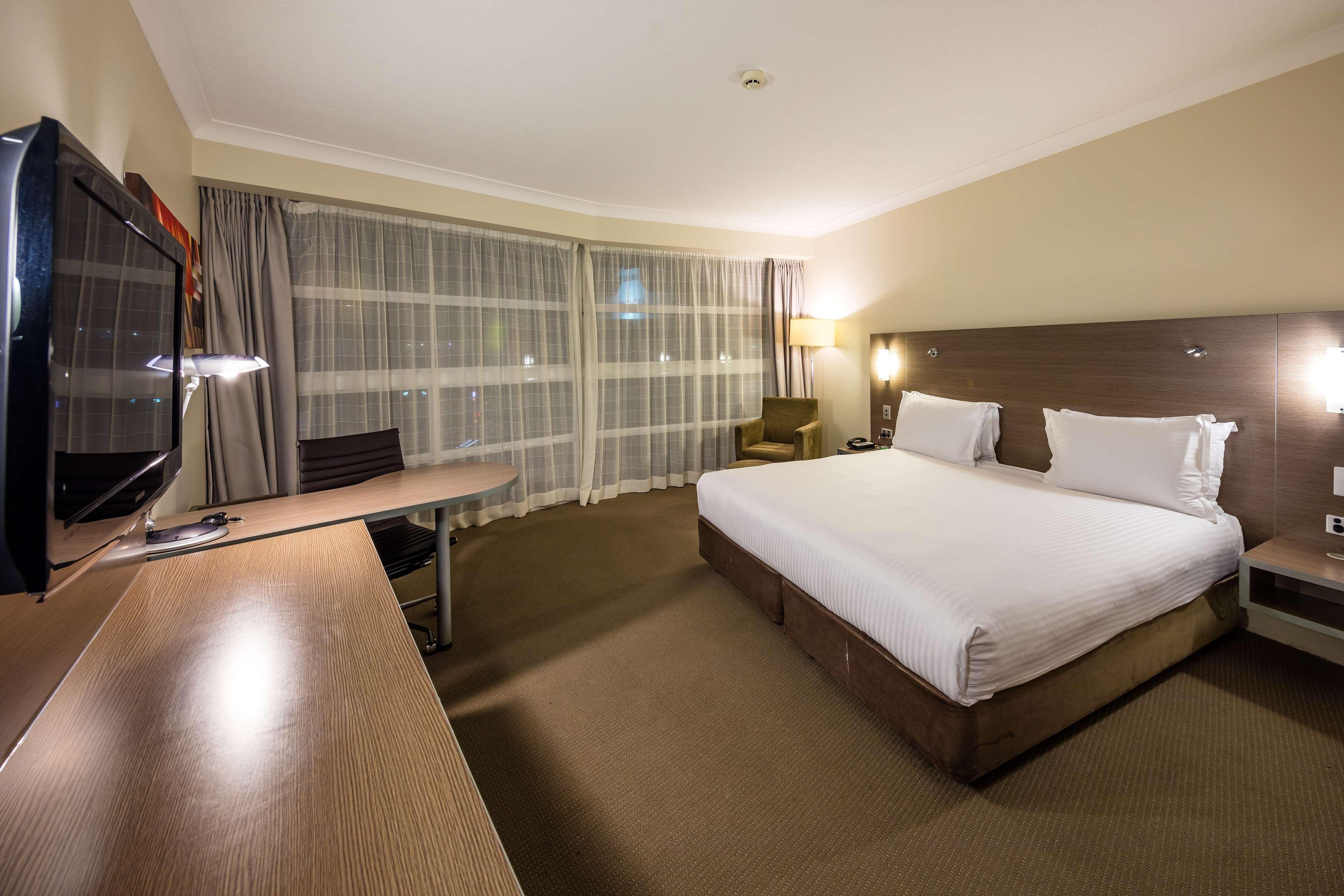 Hotel Doubletree By Hilton Cairns Extérieur photo