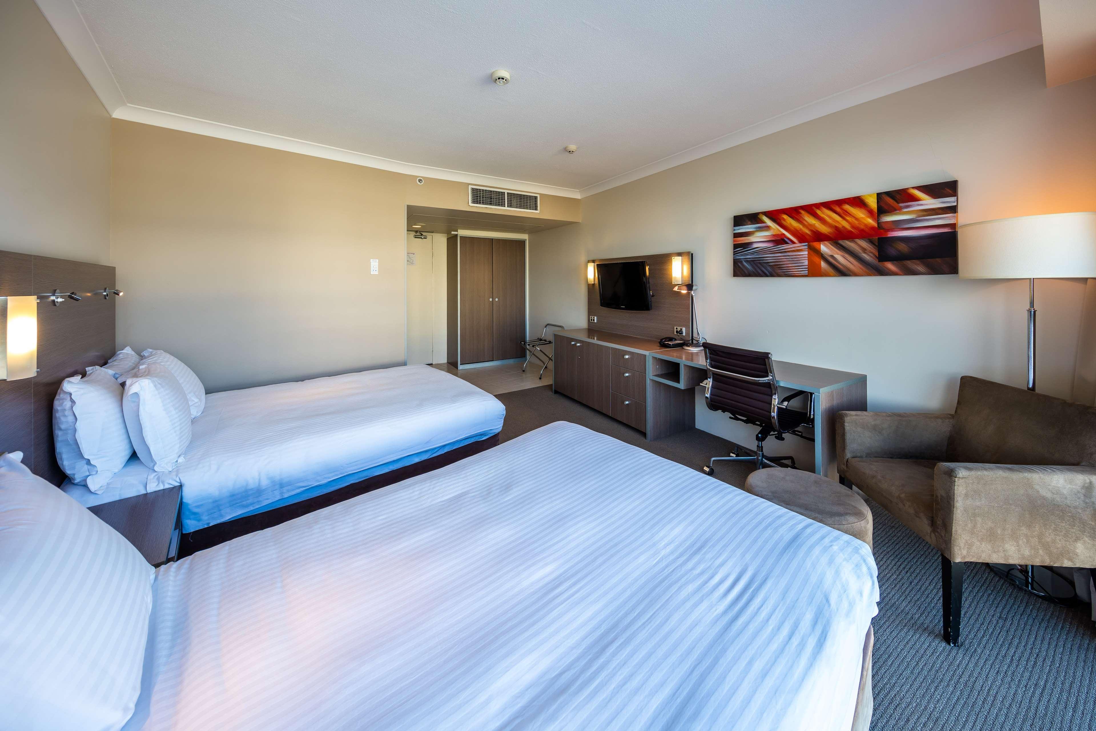 Hotel Doubletree By Hilton Cairns Extérieur photo
