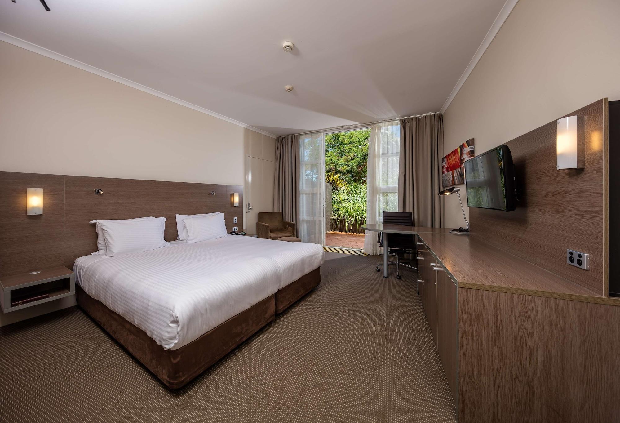 Hotel Doubletree By Hilton Cairns Extérieur photo