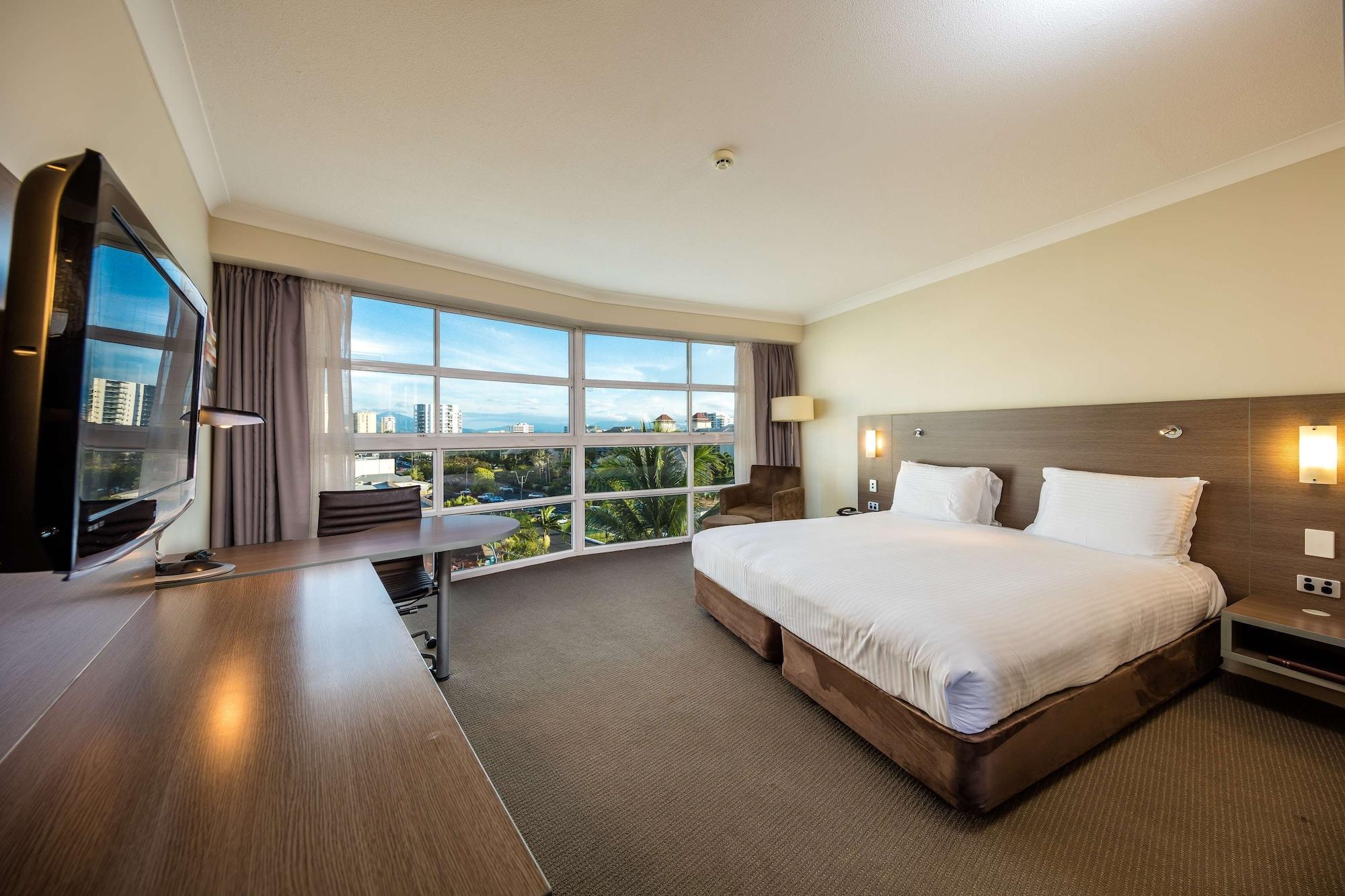 Hotel Doubletree By Hilton Cairns Extérieur photo