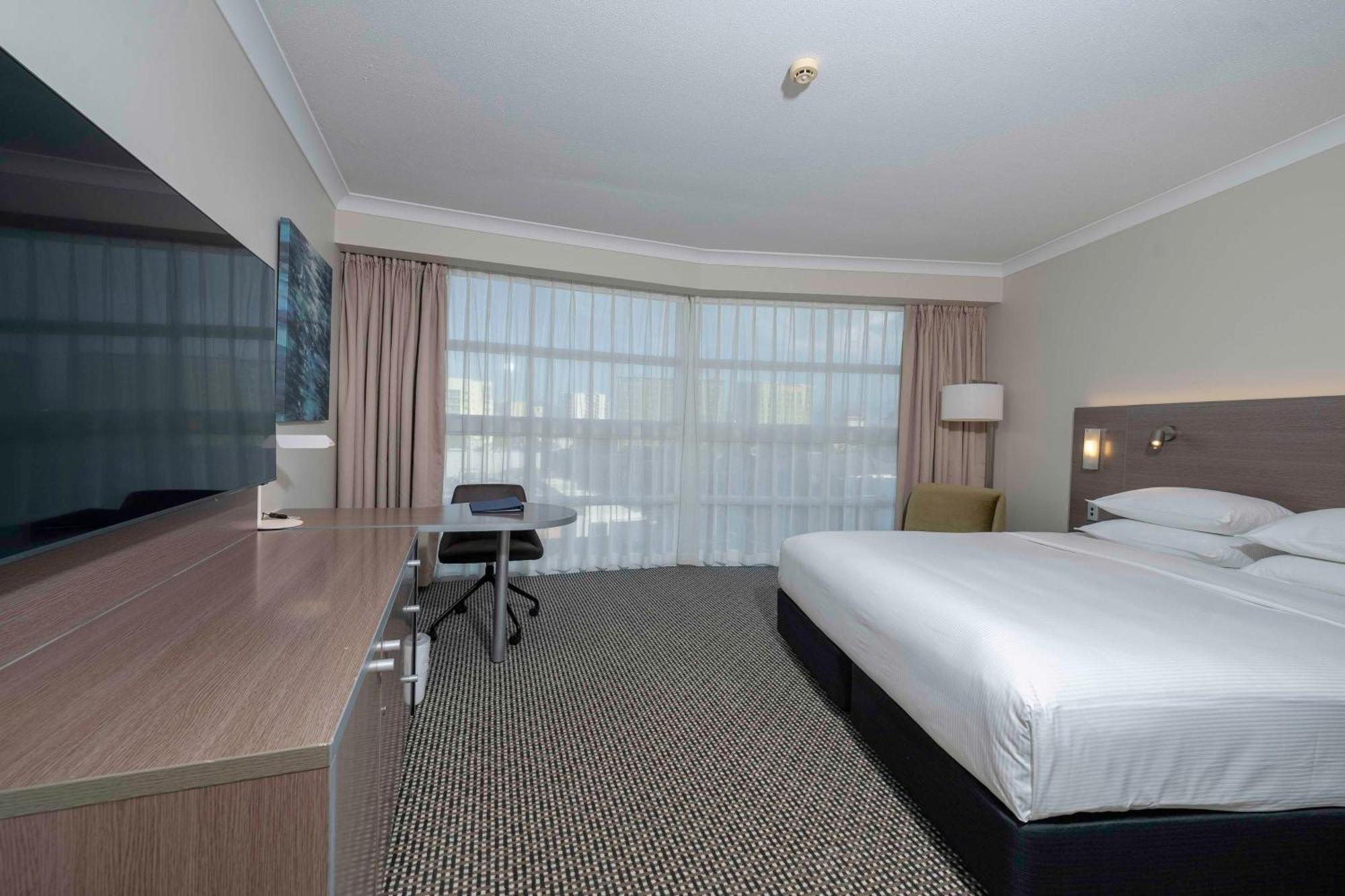 Hotel Doubletree By Hilton Cairns Extérieur photo